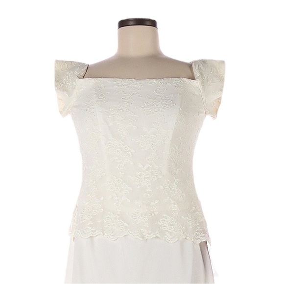 Cachet Chadwick’s Ivory Lace Classic Wedding Gown Dress Size 4 NWT - Picture 4 of 9